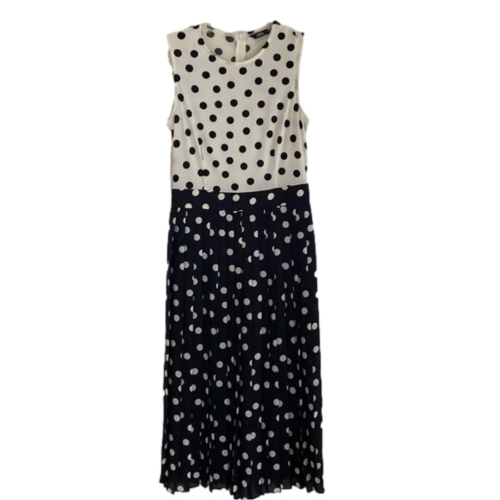 Zara sz xs black & white polka dot pleated dress